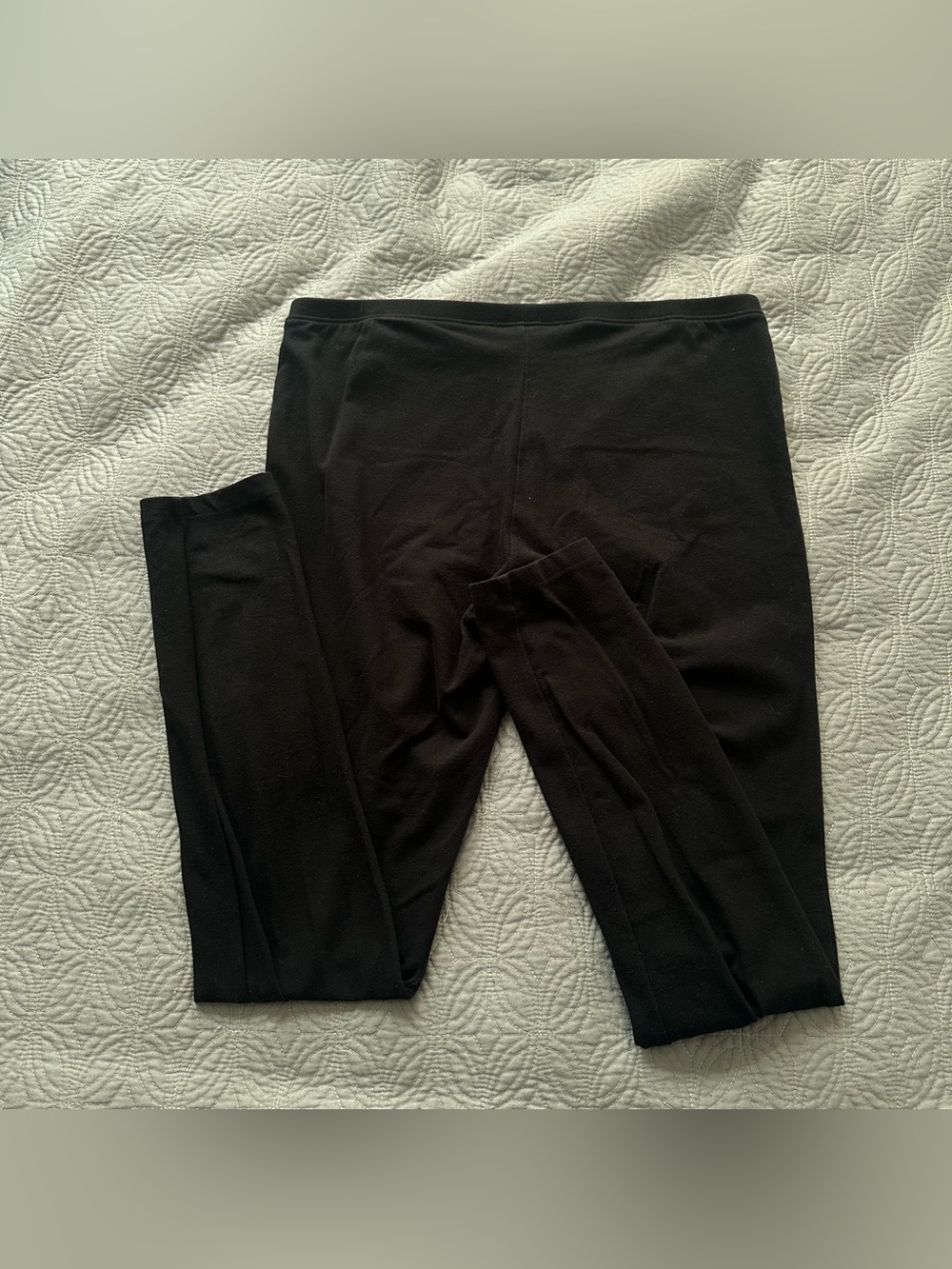 Bundle of 2 Pair HUE Black and Brown Women's Stretch Leggings - Picture 4 of 7